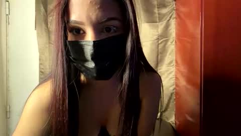 Snapshot of amalcoxx chatting on 05/30/26, 03:03 Amalxo online show from 05/30/26, 03:03