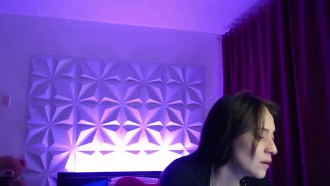 Amalett online show from 10/19/25, 12:11