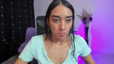 Amalia cruss online show from 12/11/24, 07:20