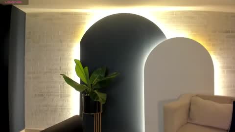 Amalia cruss online show from 04/04/26, 07:55