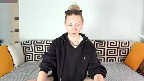Amalia online show from 04/29/26, 08:51