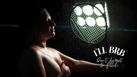 Amalia Im Back See you soon this January 7 at 10 pm Colombia time online show from 12/01/25, 12:26