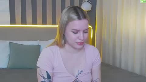Snapshot of amaliabell chatting on 05/15/26, 01:18 Amalia online show from 05/15/26, 01:18