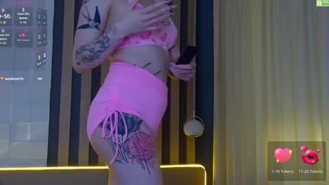 Snapshot of amaliabell chatting on 06/03/26, 01:25 Amalia online show from 06/03/26, 01:25