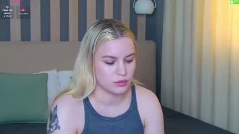 Snapshot of amaliabell chatting on 07/15/26, 01:49 Amalia online show from 07/15/26, 01:49