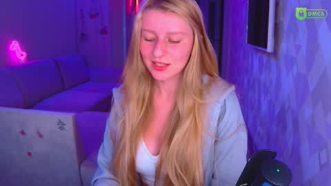 Amalia online show from 11/07/25, 01:55