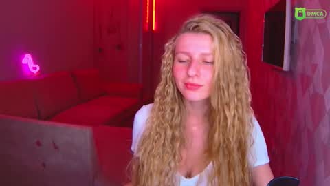 Amalia online show from 11/28/25, 03:25