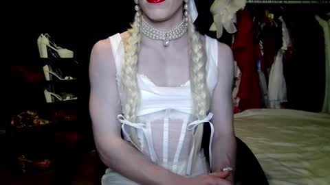 Amalie online show from 10/09/25, 08:29