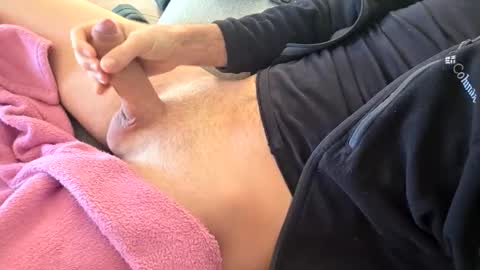 Amaliedreams online show from 11/23/25, 06:57