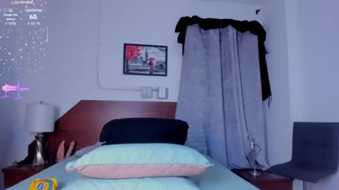 amanda29_ online show from 04/18/26, 07:07