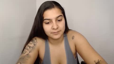 The queen of the biceps  online show from 01/22/25, 11:56