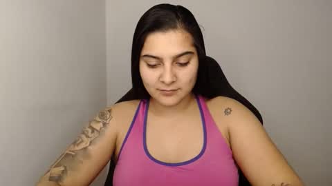 The queen of the biceps  online show from 01/26/25, 10:13