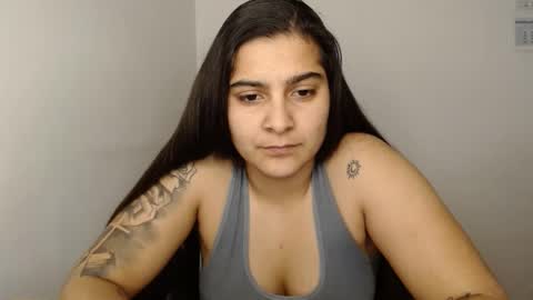 The queen of the biceps  online show from 02/05/25, 12:53