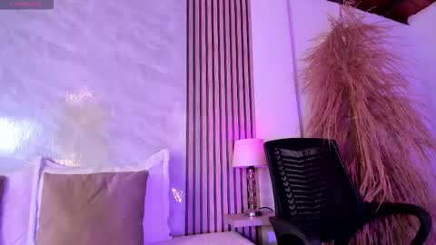 Luisa online show from 10/31/25, 12:55