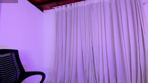 Luisa online show from 05/29/26, 01:25