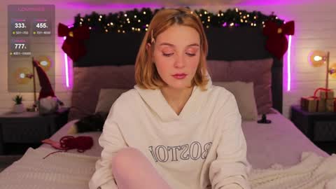 Amanda  fox online show from 12/06/24, 06:06