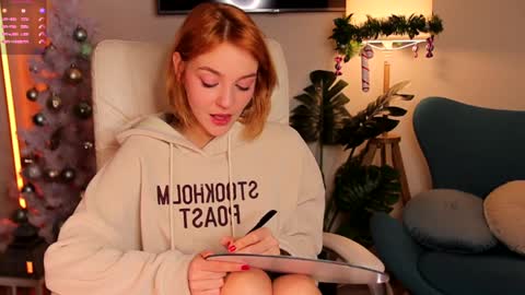 Amanda  fox online show from 12/21/24, 08:07