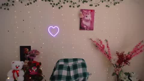 amanda_bright_ online show from 05/06/26, 10:42