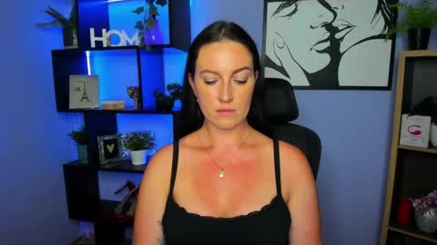 Snapshot of amanda_burn chatting on 05/14/26, 01:29 Amanda online show from 05/14/26, 01:29
