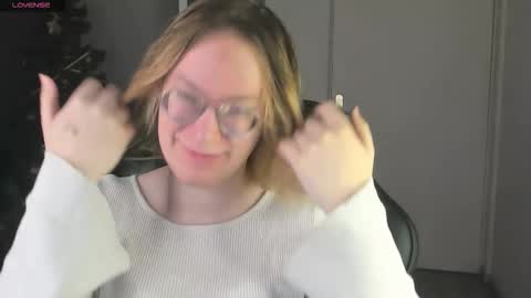 Hi im Amanda online show from 12/18/25, 09:15