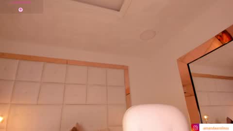 Snapshot of amanda_colin chatting on 05/11/26, 05:43 Amanda online show from 05/11/26, 05:43