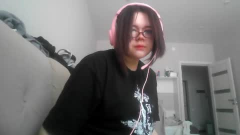 amanda_mia online show from 04/15/26, 11:06