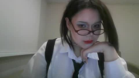 amanda_mia online show from 04/21/26, 05:28