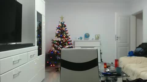 Anda .. online show from 12/20/25, 09:55