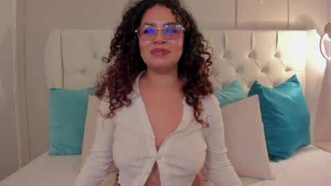 Amanda Rios online show from 05/04/26, 09:55