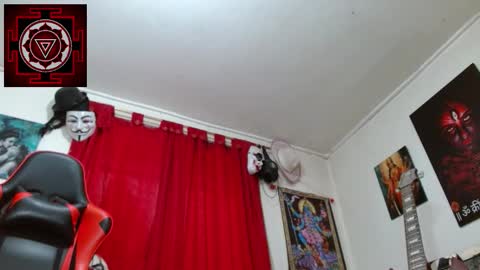 Amanda Valeska online show from 10/05/25, 03:54