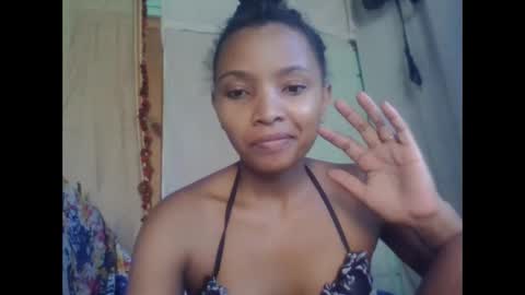 amandaaa25 online show from 10/17/25, 12:19