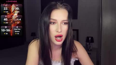 Snapshot of amandaair chatting on 11/11/25, 06:41 AmandaAir online show from 11/11/25, 06:41