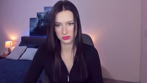 Snapshot of amandaair chatting on 11/21/25, 02:38 AmandaAir online show from 11/21/25, 02:38