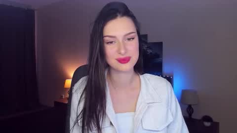 Snapshot of amandaair chatting on 12/01/25, 11:26 AmandaAir online show from 12/01/25, 11:26