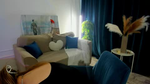 amandagracy_1 online show from 04/16/26, 03:29