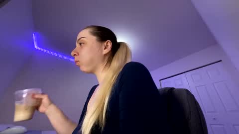 Amanda online show from 03/02/25, 11:39