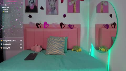 Snapshot of amandalee26 chatting on 02/16/25, 07:49 amandalee26 online show from 02/16/25, 07:49