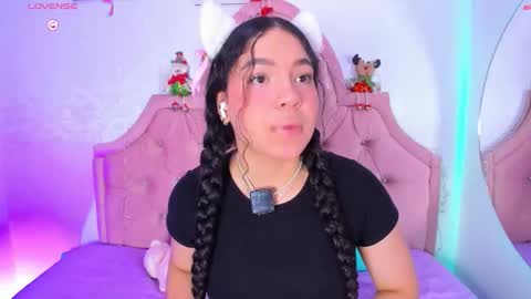 Snapshot of amandalee26 chatting on 12/19/25, 02:13 amandalee26 online show from 12/19/25, 02:13