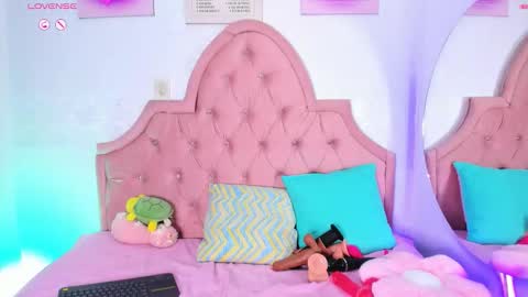 Snapshot of amandalee26 chatting on 01/05/26, 07:50 amandalee26 online show from 01/05/26, 07:50