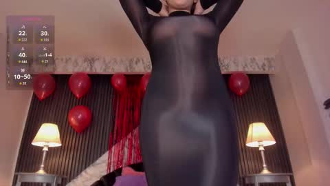 Snapshot of amandasilkheels chatting on 02/21/26, 05:47 GTM-5 14302100 online show from 02/21/26, 05:47