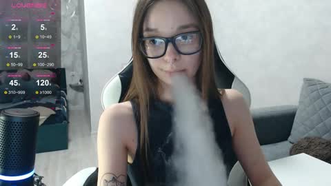 Snapshot of amaneli chatting on 03/06/25, 05:54 Mila online show from 03/06/25, 05:54