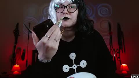 Goddess Amanita online show from 12/05/24, 10:44