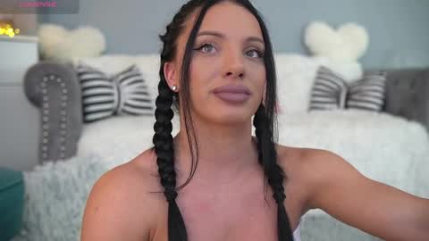 AmanndaSkye online show from 03/29/26, 10:21