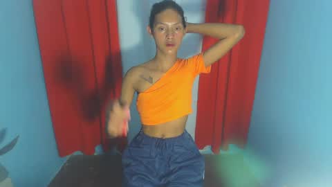 amara_fuck69 online show from 01/12/25, 12:33