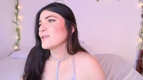 Snapshot of amara_vega chatting on 04/27/26, 04:16 Amara Vega online show from 04/27/26, 04:16
