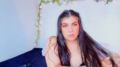 Snapshot of amara_vega chatting on 05/13/26, 03:53 Amara Vega online show from 05/13/26, 03:53