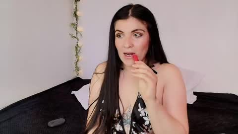 Snapshot of amara_vega chatting on 05/24/26, 03:06 Amara Vega online show from 05/24/26, 03:06