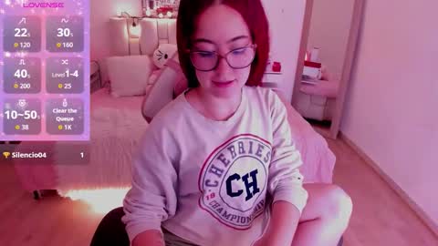 amaraa_couper1 online show from 01/08/26, 04:04