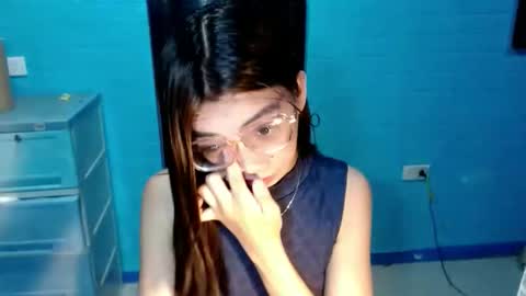 BELLA online show from 04/25/26, 08:17