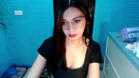 BELLA online show from 06/15/26, 08:22